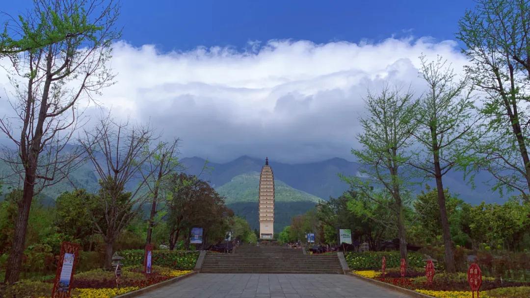 大理崇圣寺丨扯一片白云鋪床，留半輪明月看經，天地之間找到平靜和安寧   大理旅游攻略