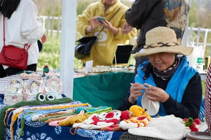 大理旅行：洱海邊，稻田里的集市；“文藝小青年們“”不一樣的
