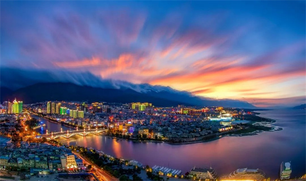 云南旅游,云南旅行社,云南團建公司,云南策劃公司,云南會議會展,云南活動執行,大理旅游,大理旅行社,大理團建公司,大理策劃公司,大理會議會議會展,大理活動執行：夜游大理，有多愜意？